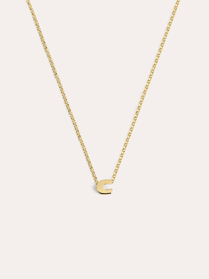 Goldkette mit personalisiertem Initial