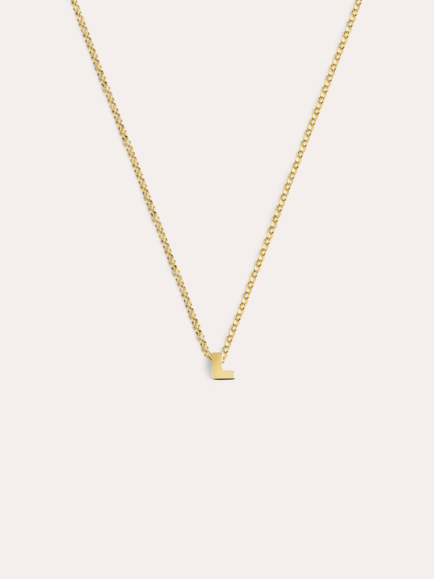 Goldkette mit personalisiertem Initial