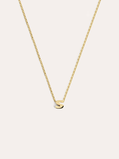 Goldkette mit personalisiertem Initial